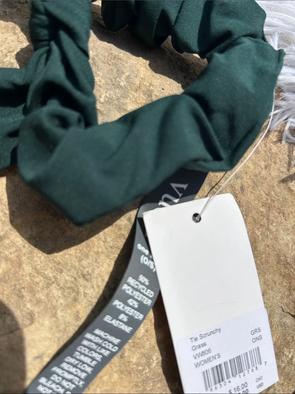 Vuori Scrunchie with Bow in Grass  Dark Green Color New with tags!